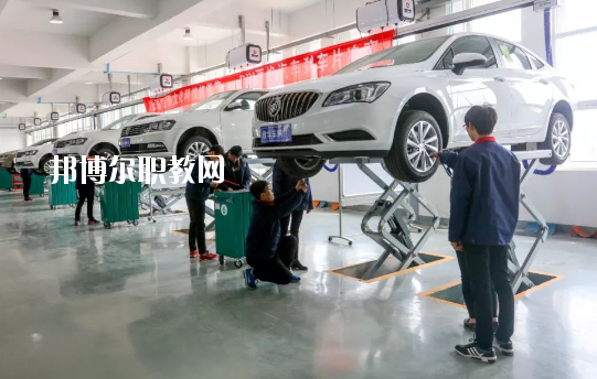 廣東2020年哪個(gè)大專(zhuān)學(xué)校的汽修學(xué)校好