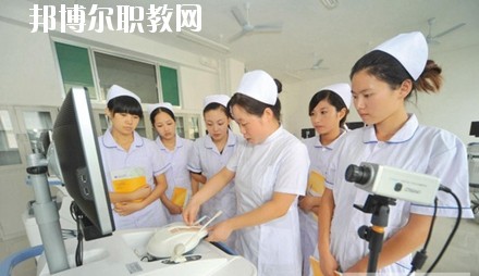 四川2020年讀衛(wèi)?？梢钥即髮W嗎