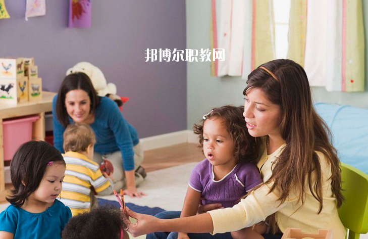 湖北2020年現在幼師學校學什么專業(yè)好