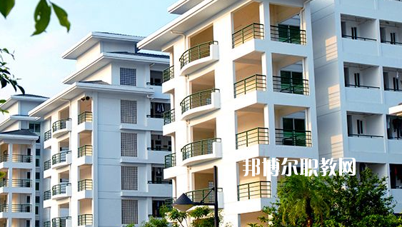 梅州職業(yè)技術(shù)學(xué)校2020年報(bào)名條件、招生要求、招生對象