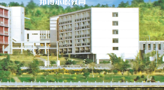 梅州藝術(shù)學(xué)校2020年報名條件、招生要求、招生對象