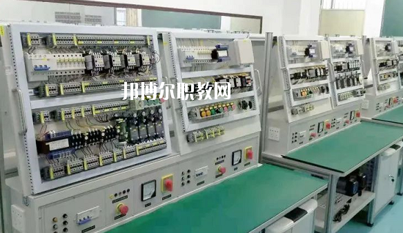 梅州五洲學(xué)校2020年報名條件、招生要求、招生對象