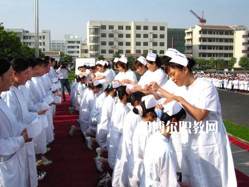 四川2020年衛(wèi)校專科學校
