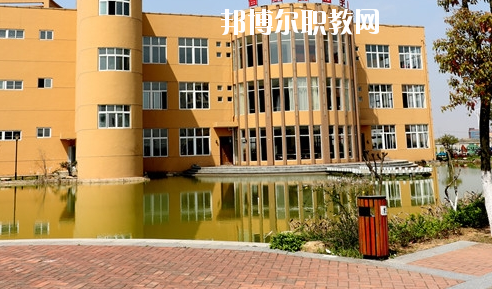 江西2020年以鐵路學校為王牌專業(yè)的大專學校有哪些