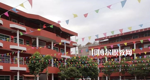 東莞鼎文職業(yè)技術(shù)學(xué)校2021年報(bào)名條件、招生要求、招生對(duì)象