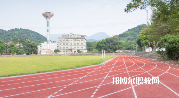 廣東南粵技工學(xué)校2021年報名條件、招生要求、招生對象