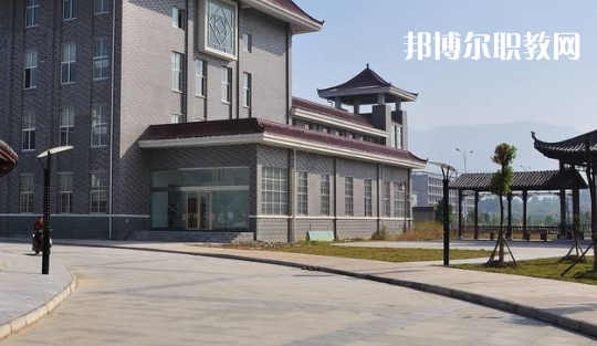 安徽黃梅戲藝術(shù)職業(yè)學(xué)院(中專部)2021年報名條件、招生要求、招生對象