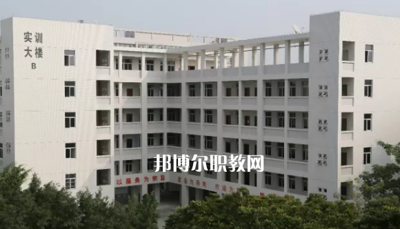 汕頭鮀濱職業(yè)技術學校2021年學費、收費多少