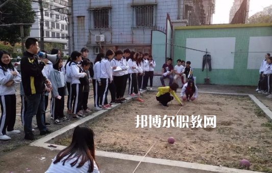 汕頭經(jīng)貿(mào)職業(yè)技術(shù)學(xué)校2021年報名條件、招生要求、招生對象