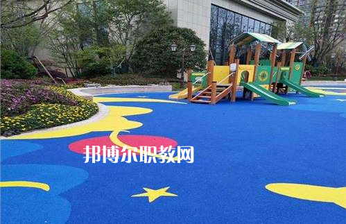 武漢2021年初中生讀幼師學校好嗎