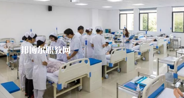 肇慶財(cái)經(jīng)中等職業(yè)學(xué)校2021年報(bào)名條件、招生要求、招生對象