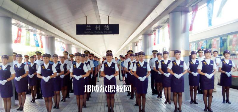 蘭州2021年初中生讀什么高鐵學校