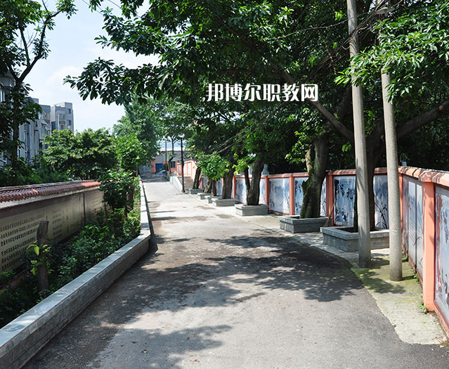 重慶2021年初中畢業(yè)可以考什么中專學校