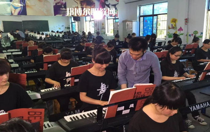 西安2021年初中生可以學幼師學校嗎