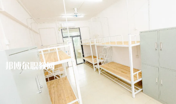 韶關(guān)育威中等職業(yè)學校2021年宿舍條件