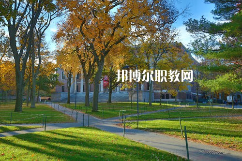 瀘州市工業(yè)技工學(xué)校2021年報名條件、招生要求