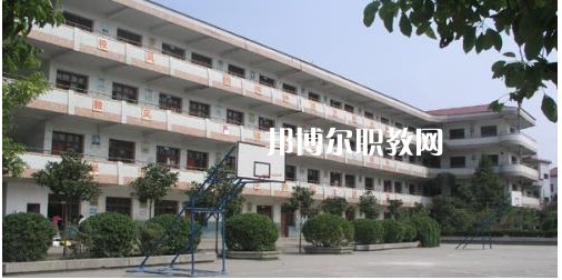 宜賓南溪區(qū)職業(yè)高級(jí)中學(xué)校2021年招生錄取分?jǐn)?shù)線(xiàn)