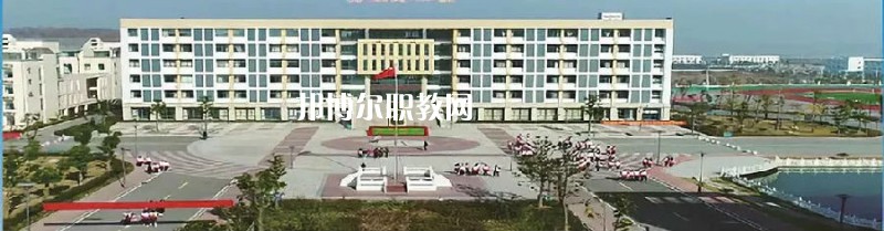 霍山職業(yè)學校2021年報名條件、招生要求、招生對象