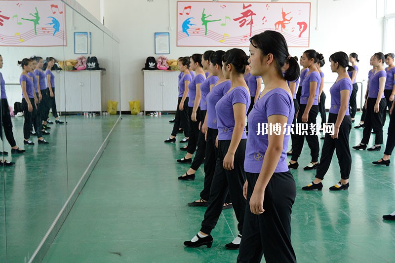 惠水中等職業(yè)學(xué)校2021年報(bào)名條件、招生要求