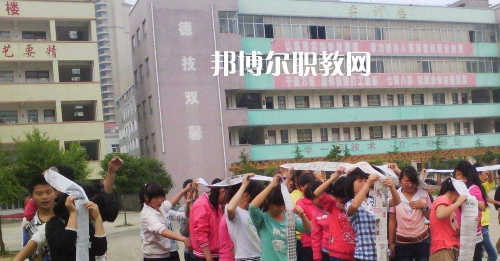 甕安鴻翔中等職業(yè)技術(shù)學(xué)校2021年報名條件、招生要求、招生對象