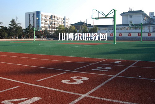 揚(yáng)州生活科技學(xué)校怎么樣、好不好