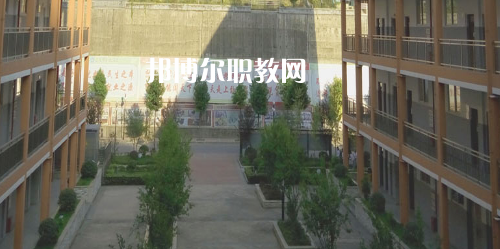 遵義市紅花崗區(qū)經濟職業(yè)技術學校怎么樣、好不好