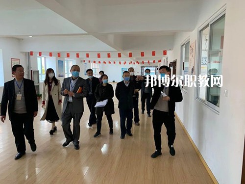 泰州市鳳凰藝術(shù)學(xué)校怎么樣、好不好