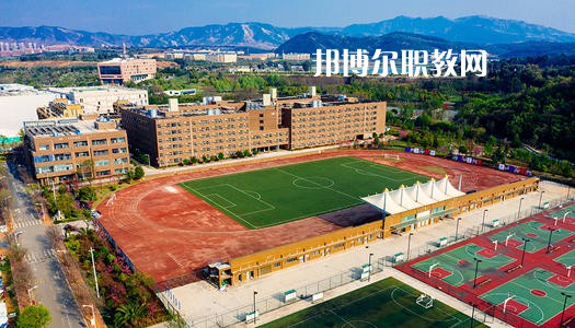云南藝術(shù)學(xué)校2021年報名條件、招生要求、招生對象