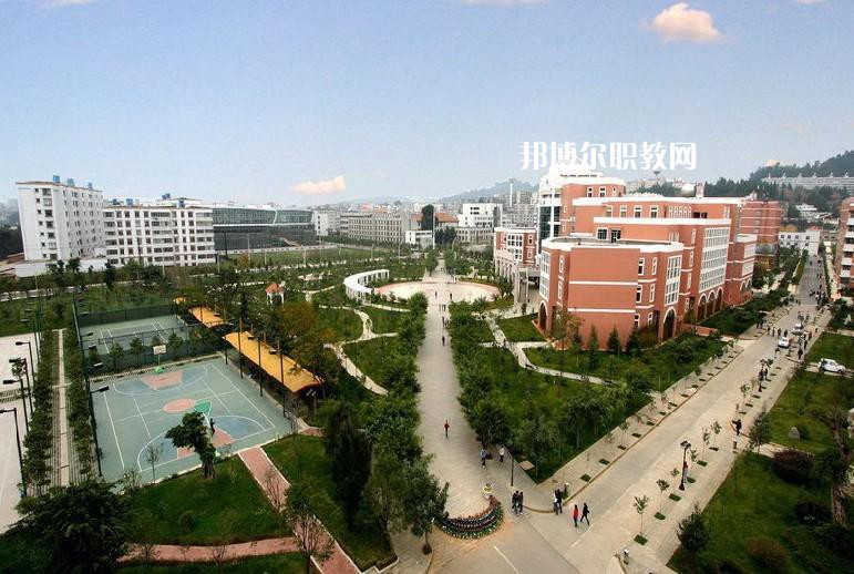 云南財經(jīng)學校2021年報名條件、招生要求、招生對象