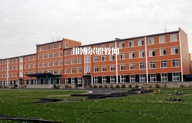 云南楚雄工業(yè)學校怎么樣、好不好