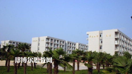 云南夏蒙衛(wèi)生學(xué)校怎么樣、好不好?