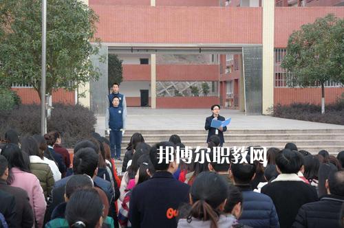 達縣亭子職業(yè)高級中學怎么樣、好不好