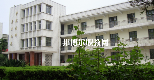 安徽省霍邱師范學校2021年報名條件、招生要求、招生對象