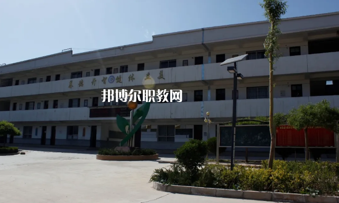 秦安縣古城農業(yè)中學2022年招生辦聯(lián)系電話