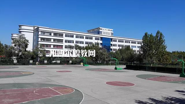 石家莊高級技工學(xué)校2022年報名條件、招生要求、招生對象