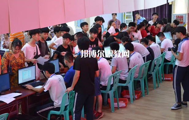 普寧科技職業(yè)技術(shù)學(xué)校怎么樣、好不好