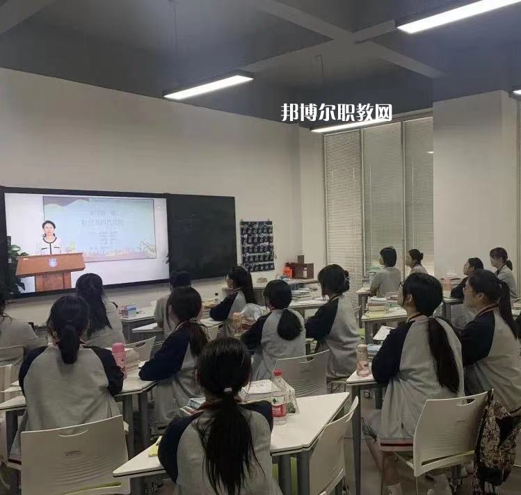 江蘇南京技師學(xué)院2022年報(bào)名條件、招生要求、招生對(duì)象