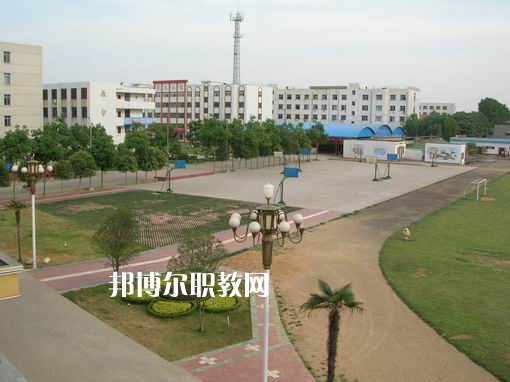 重慶計(jì)算機(jī)職業(yè)高級中學(xué)怎么樣、好不好