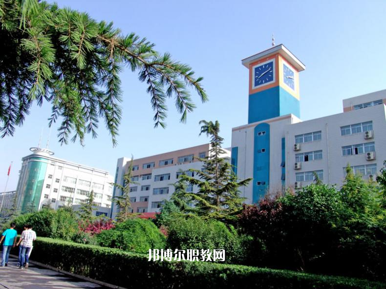 蘭州商業(yè)學(xué)校2022年學(xué)費(fèi)、收費(fèi)多少