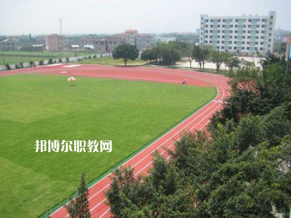 重慶萬州技師學(xué)院2022年報名條件、招生要求、招生對象 