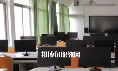 杭州2022年初中生報什么計(jì)算機(jī)學(xué)校