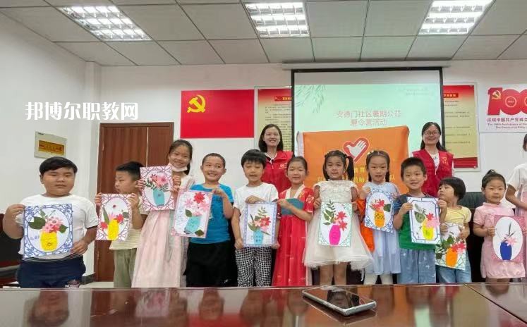 南京中華中等專業(yè)學(xué)校2022年報(bào)名條件、招生要求、招生對(duì)象