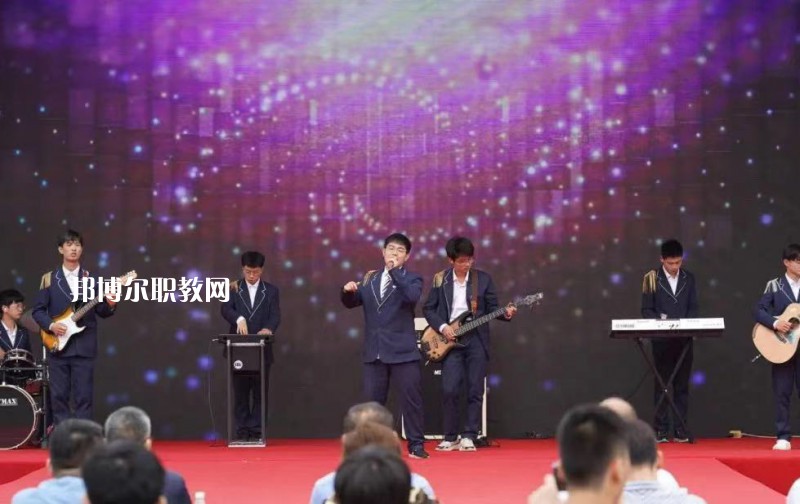 南京中華中等專業(yè)學(xué)校怎么樣、好不好
