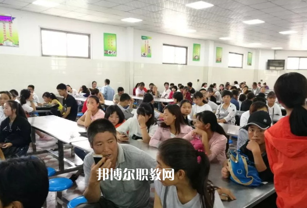 甘谷職業(yè)中等專業(yè)學(xué)校2022年報名條件、招生要求、招生對象 
