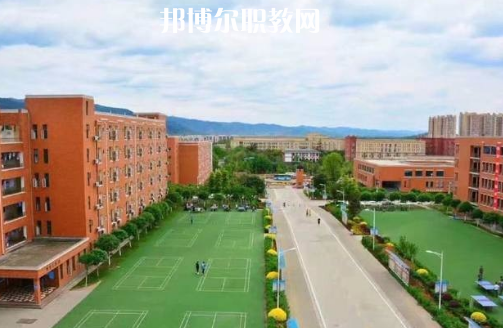 重慶松溉中等職業(yè)技術(shù)學(xué)校2022年報名條件、招生對象
