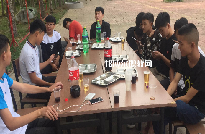 石家莊北方計(jì)算機(jī)中等專業(yè)學(xué)校2022年報(bào)名條件、招生要求、招生對象