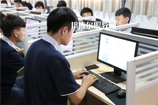 石家莊財(cái)經(jīng)商貿(mào)學(xué)校2022年報(bào)名條件、招生要求、招生對(duì)象
