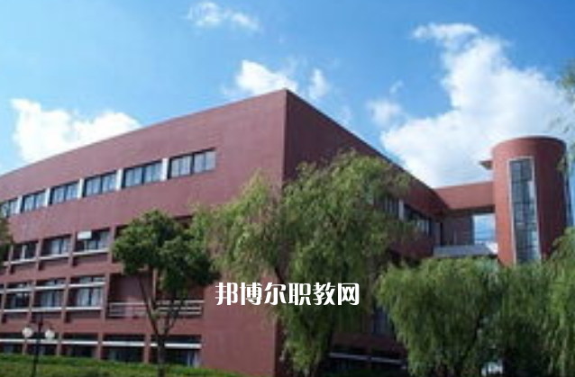 畢節(jié)市第一技工學(xué)校2022年報名條件、招生要求、招生對象
