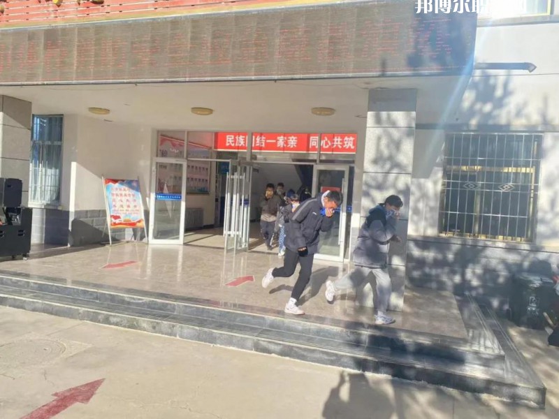 嘉峪關(guān)體育運(yùn)動學(xué)校2022年學(xué)費(fèi)、收費(fèi)多少