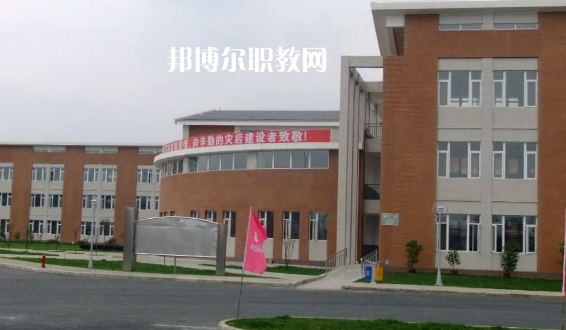 四川什邡職業(yè)中專學(xué)校2022年報(bào)名條件、招生要求、招生對(duì)象
